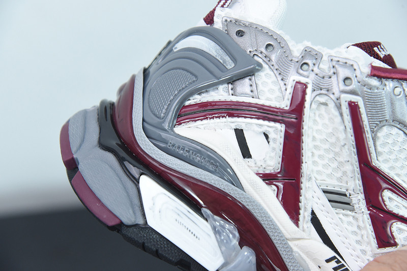 Ba*len*cia*ga runner sneaker