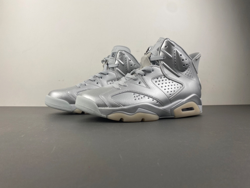 PSG x Air Jordan 6 Metallic Silver / Pure Platinum IQ5135-001