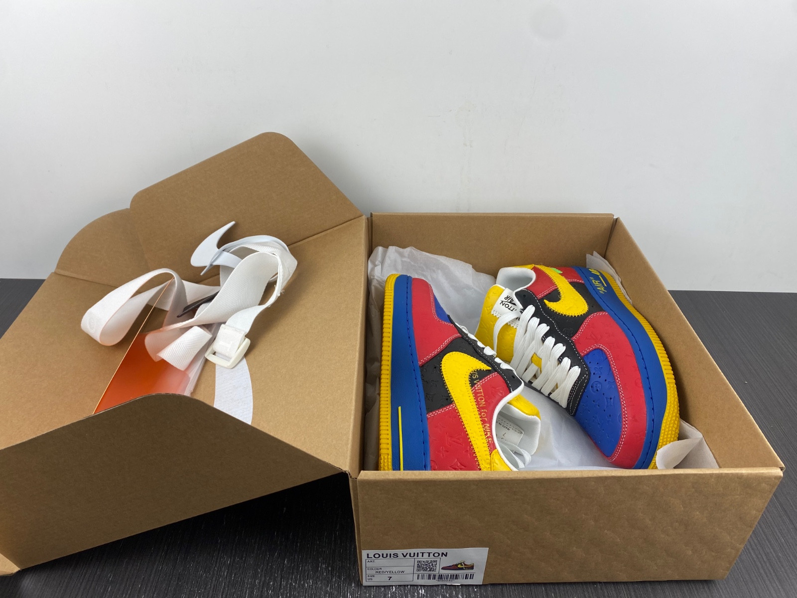 lvt x nike air force1