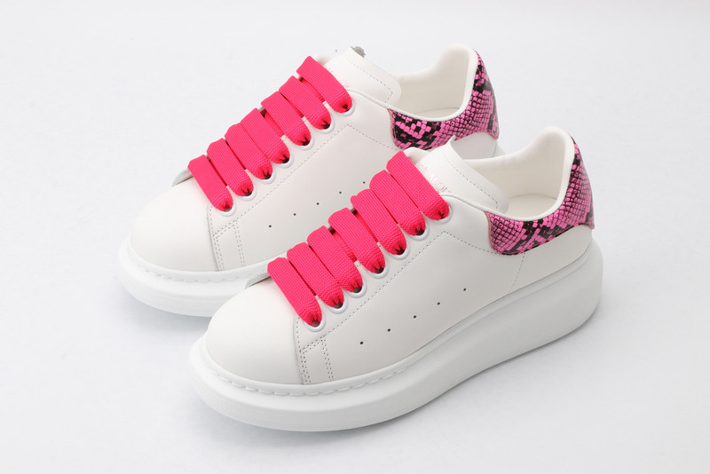 alexer mceen sneakers