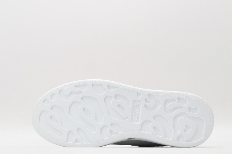 alexer mceen sneakers