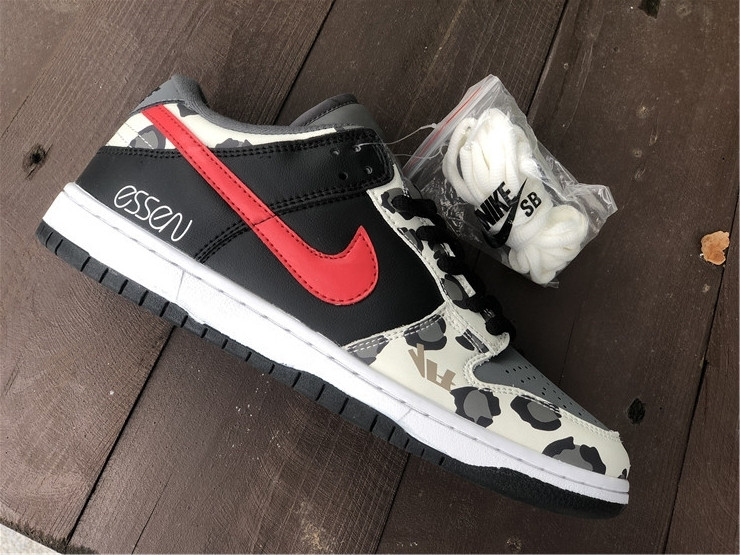 nike sb dunk low grey black university red cu1727-006