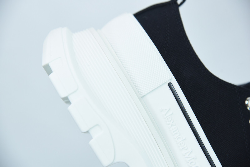 alexer mceen sneakers