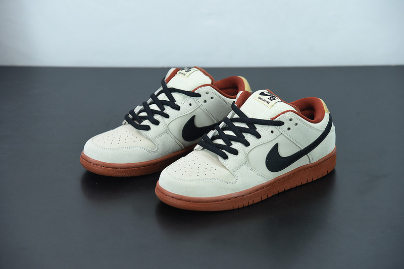 nike sb dunk low “muslin” bq6817-100