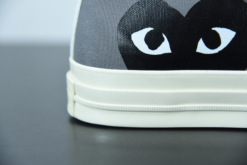 cdg play x converse grey