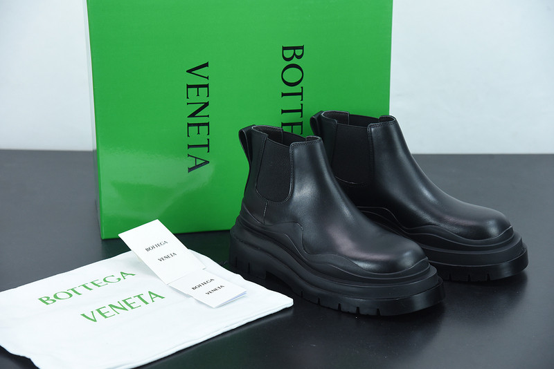 Bo*te*ga ve*ne*ta sneaker