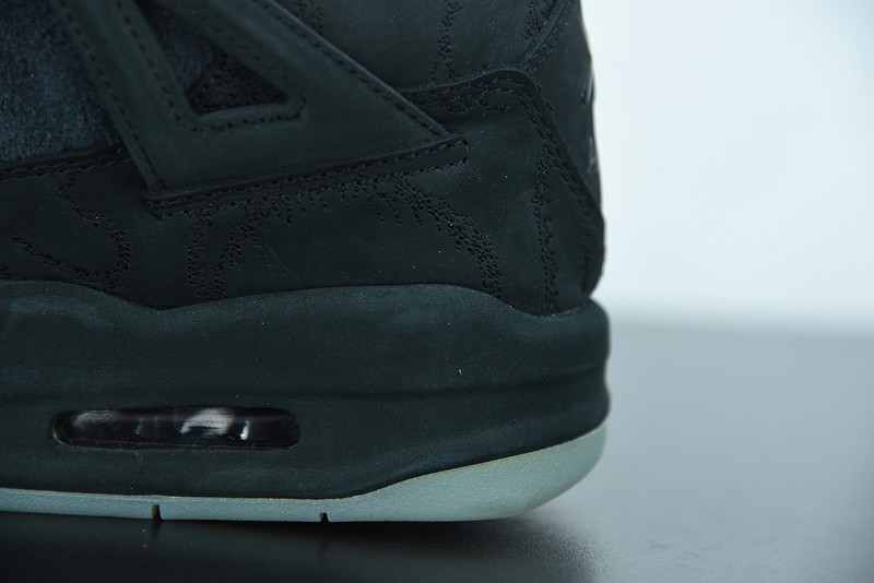 air jordan 4 retro kaws "kaws" 930155-001