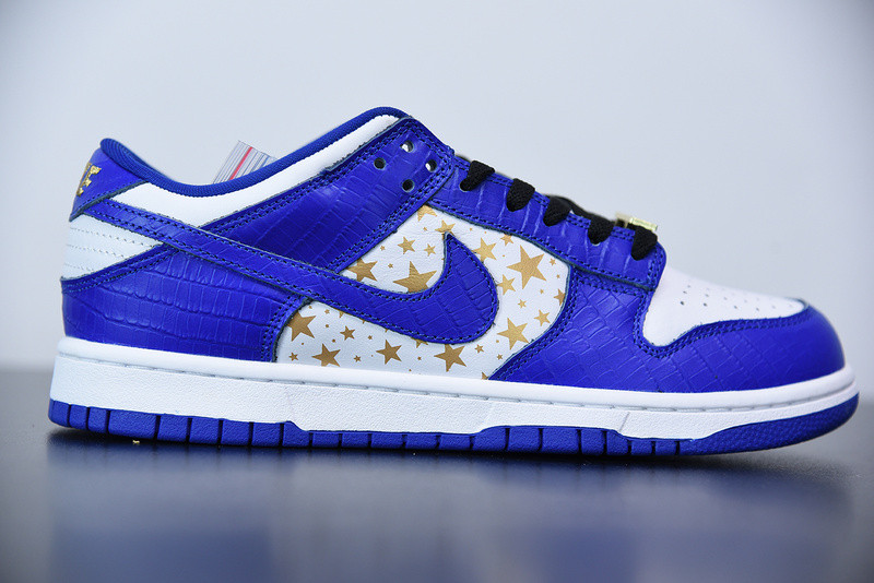 S*p*e x nike sb dunk low white/metallic gold-hyper blue dh3228-100