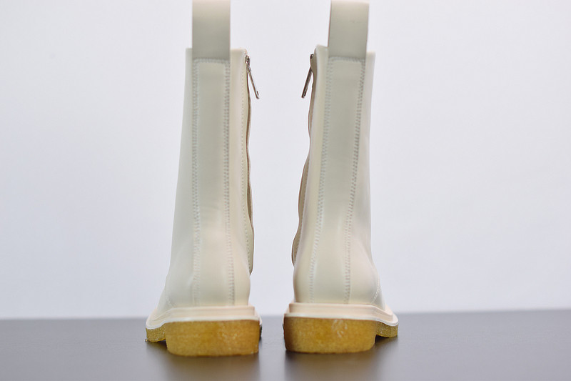 Bo*te*ga ve*ne*ta sneaker