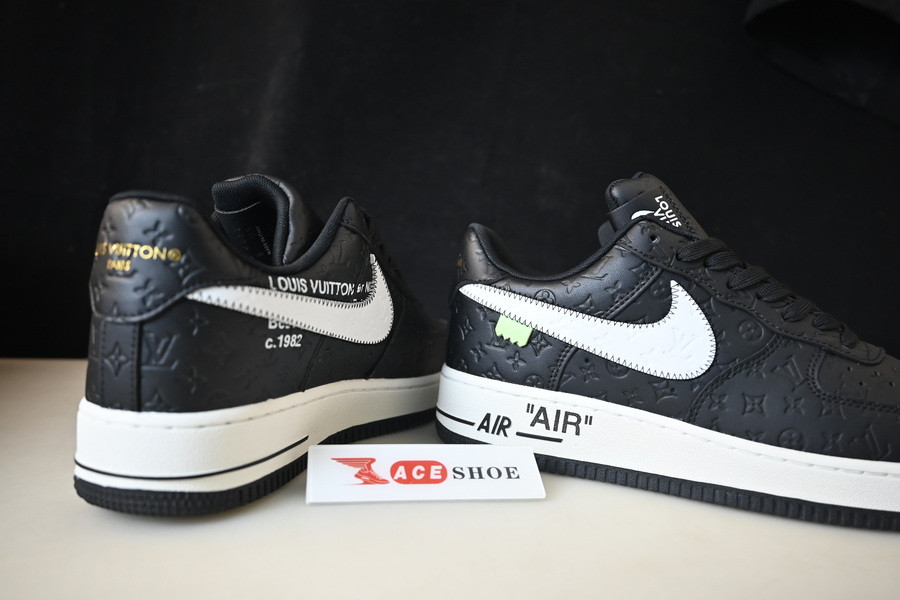 lvt x nike air force1