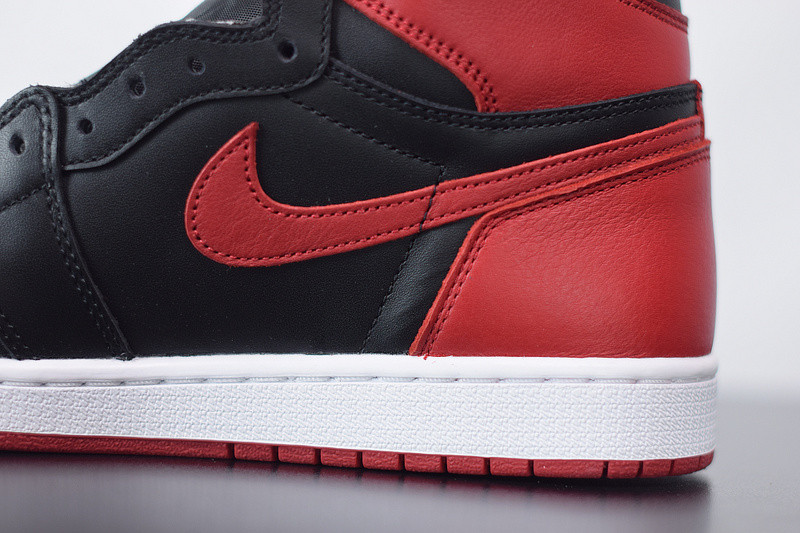 air jordan 1 retro high og "banned 2016 release" 555088-001