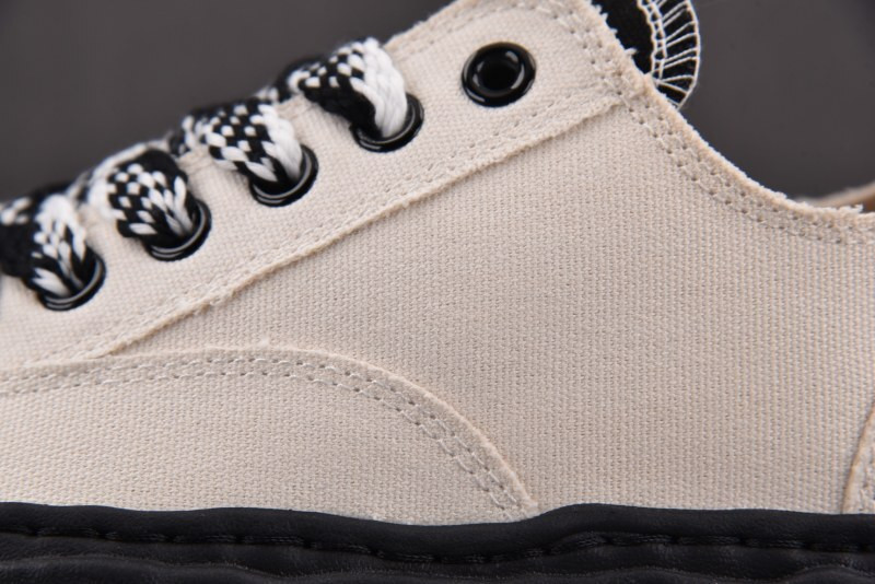 Ma1s0n mihara yasuhiro sneaker