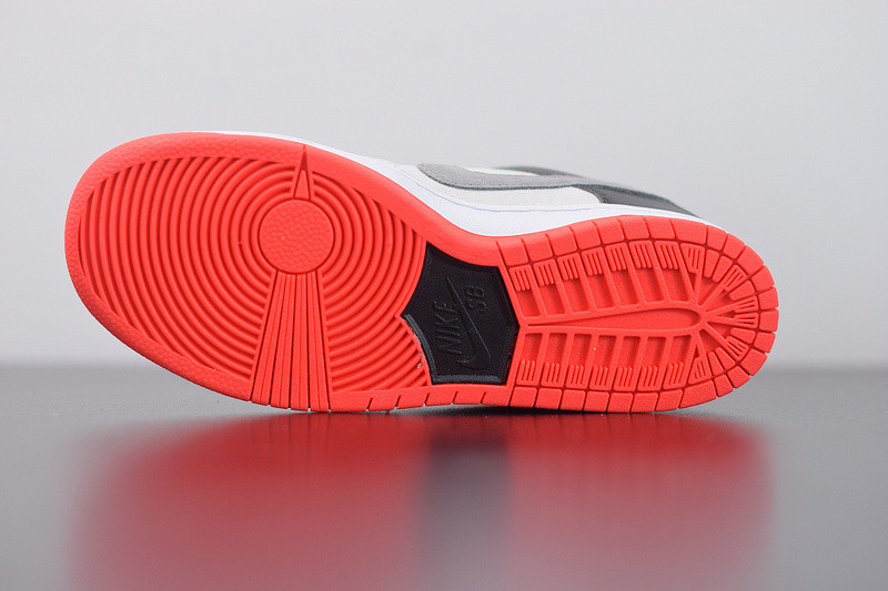 nike sb dunk low “infrared” cd2563-004