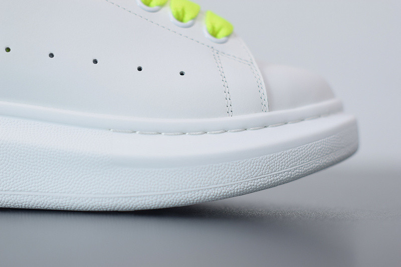 alexer mceen sneakers