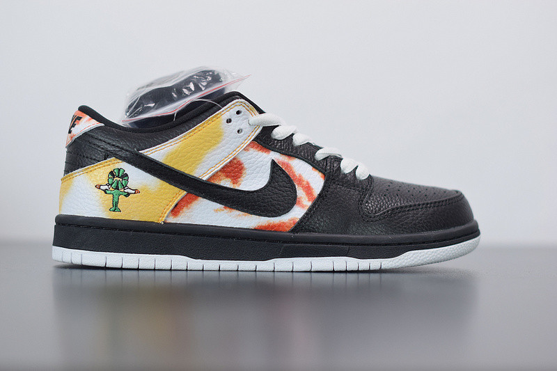 nike sb dunk low “raygun tie-dye” bq6832-001