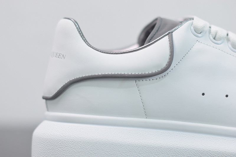 alexer mceen sneakers