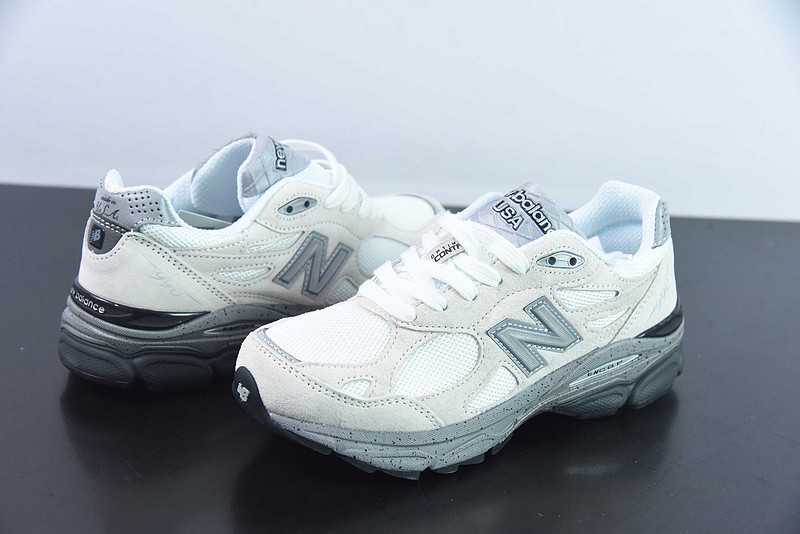 new balance sneaker