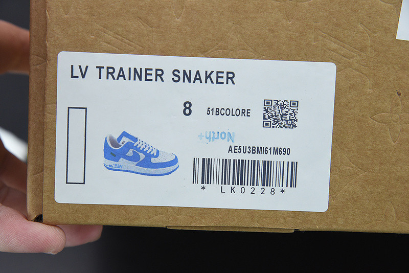 lvt x nike air force1