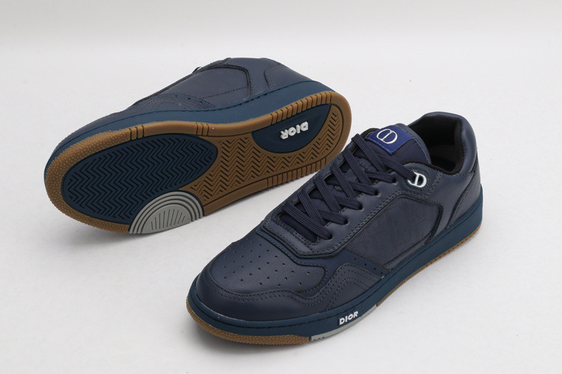 dio* sneaker