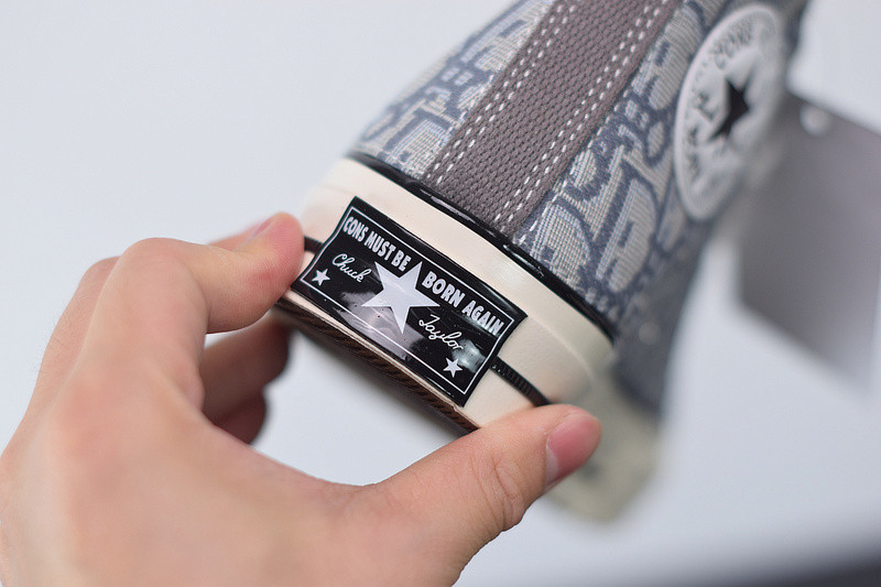 dio* x converse sneaker