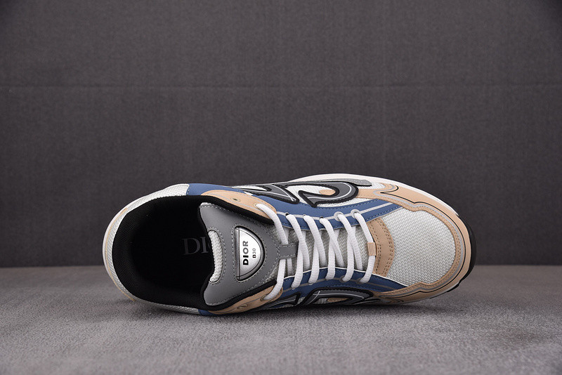 DIO* SNEAKER