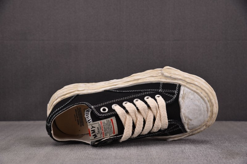 Ma1s0n mihara yasuhiro sneaker