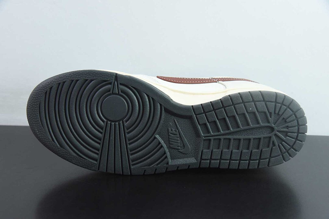 Nike Dunk Low Dark Pony Pearl White IM6670-202