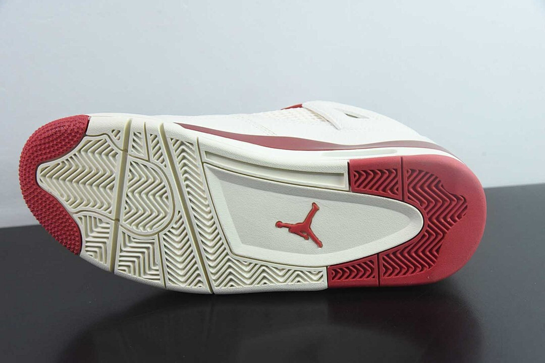 Air Jordan 4 "Sierra Red" HV0823-108