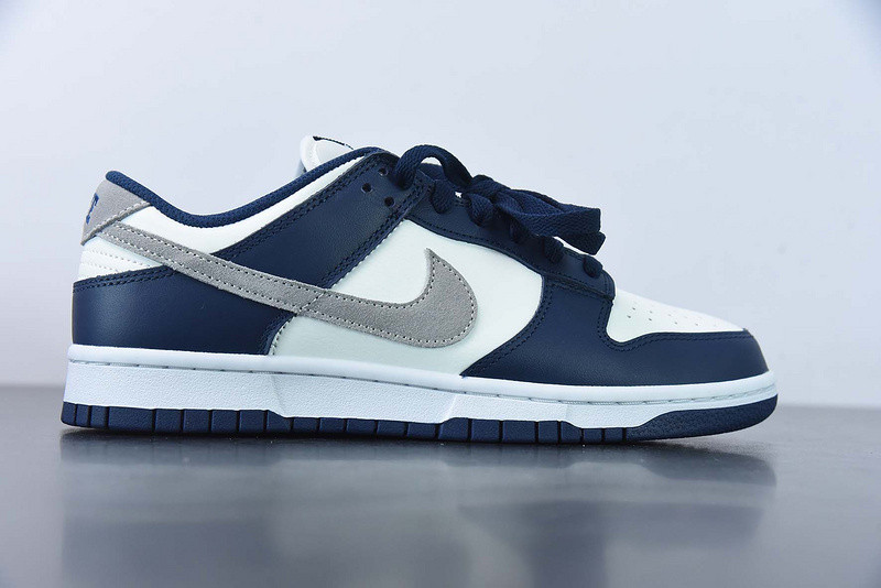 nike dunk low “midnight navy” fd9749-400