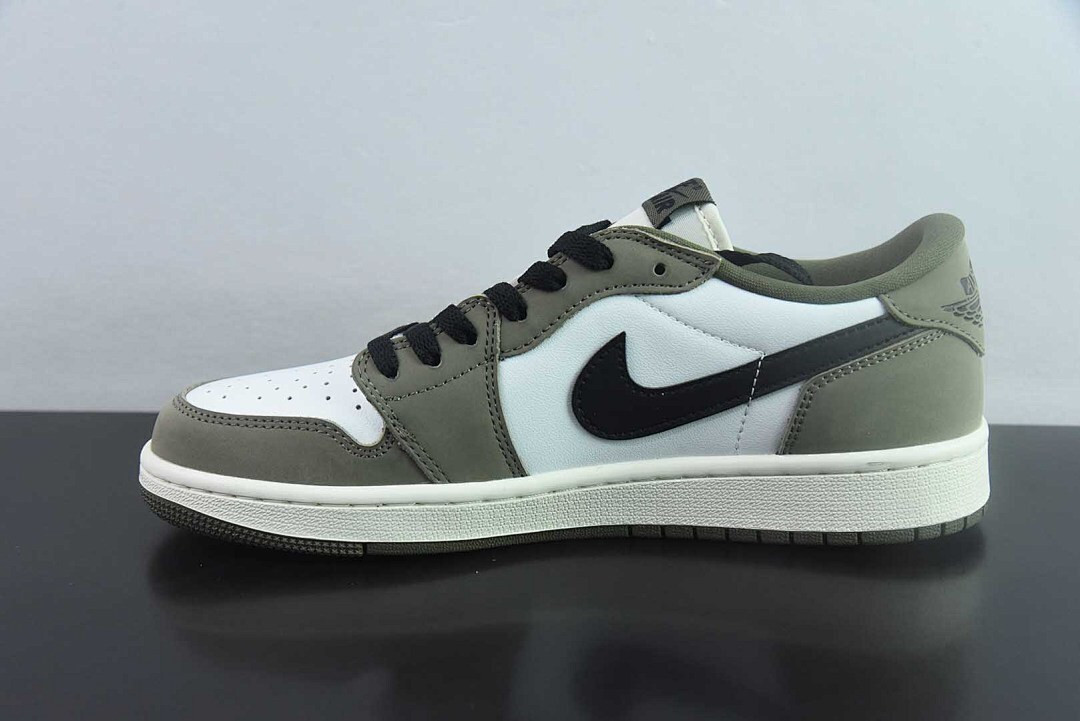 Air Jordan 1 Low OG “Medium Olive” HQ6998-200