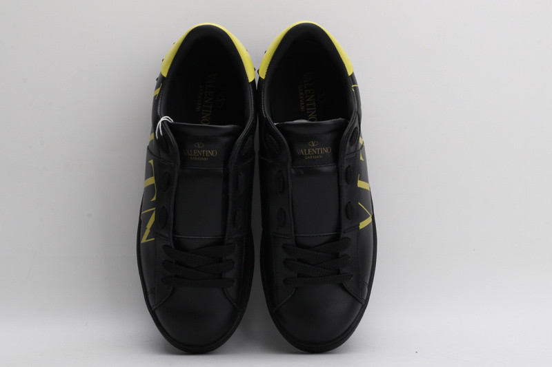 valentino garavani sneaker