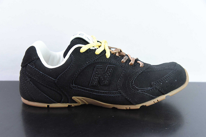 NEW BALANCE X MIUMIU SNEAKER