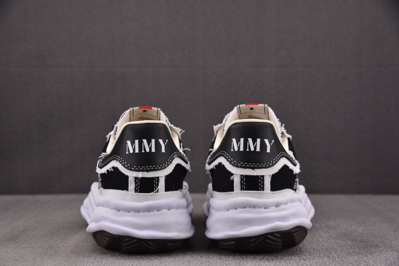 Ma1s0n mihara yasuhiro sneaker