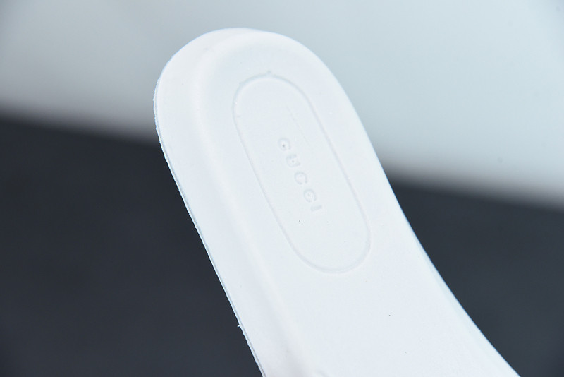 g*u*i rhyton sneaker