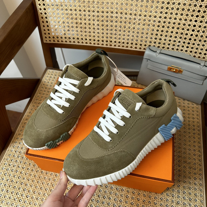 H**mes sneaker