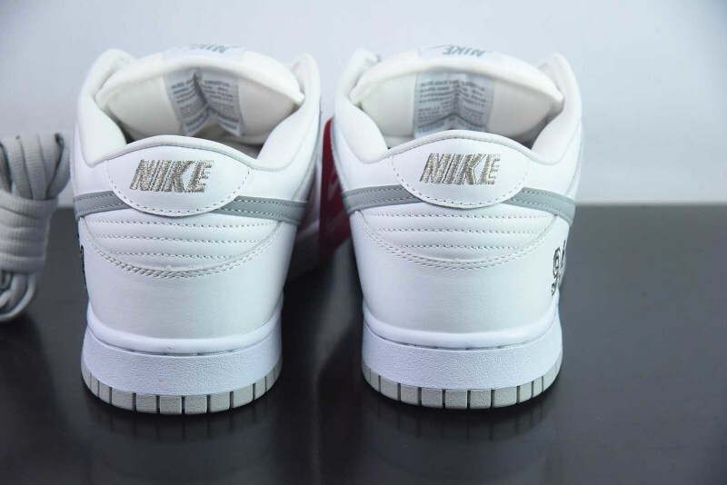 nike x Svp*me sb dunk low 