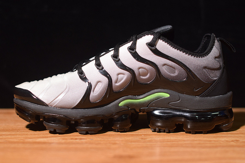 nike air vapormax plus "neon 95" 924453-009