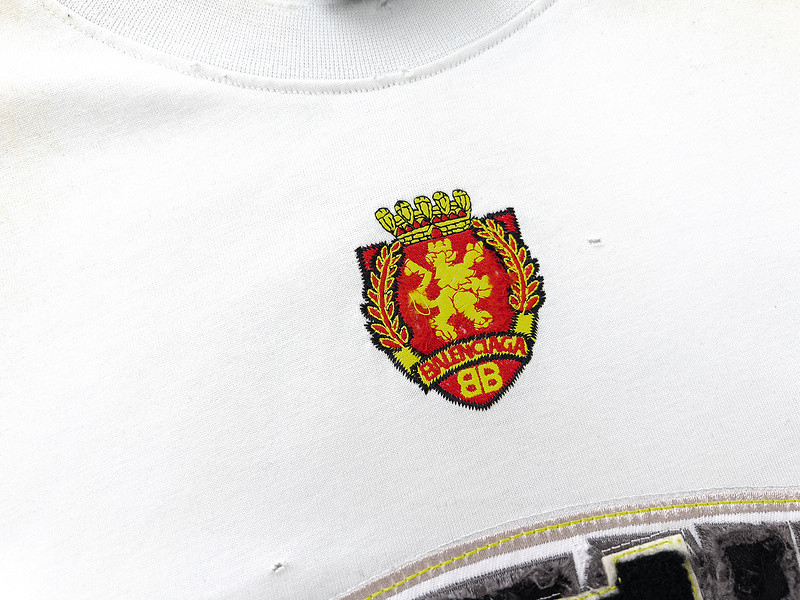 Ba*len*cia*ga clothes