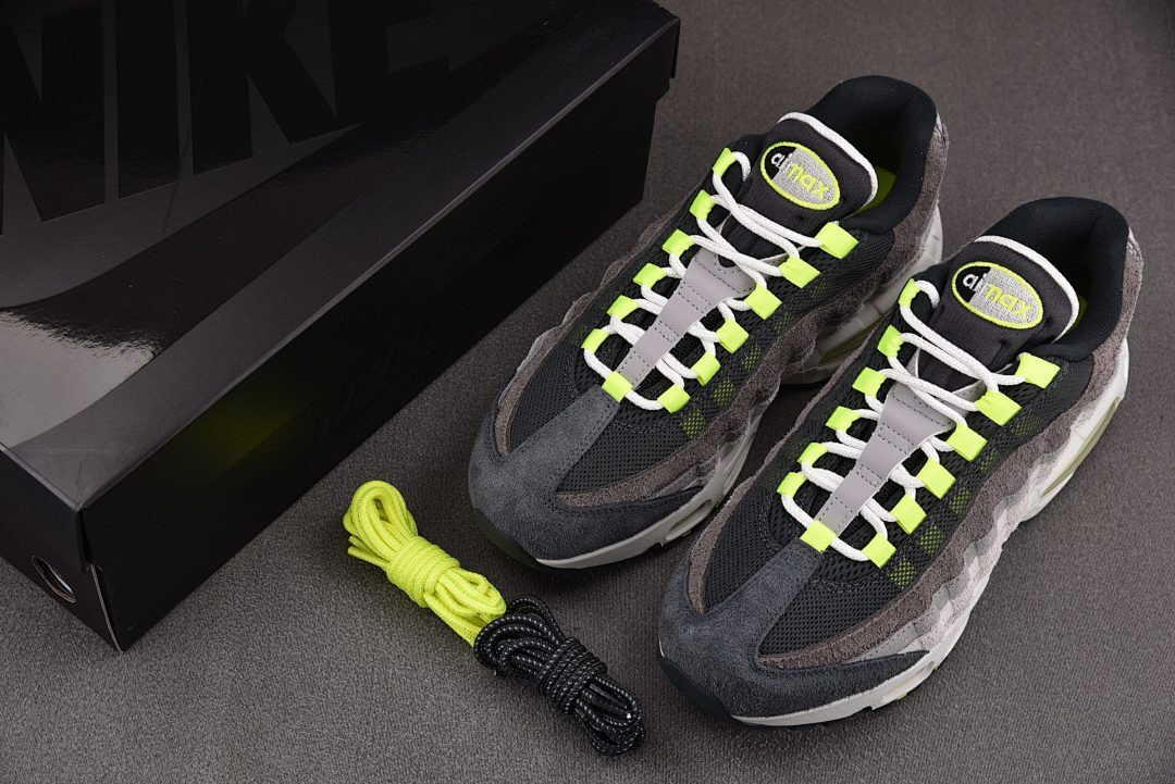 Nike Air Max 95 Reverse Neon HM4738-001