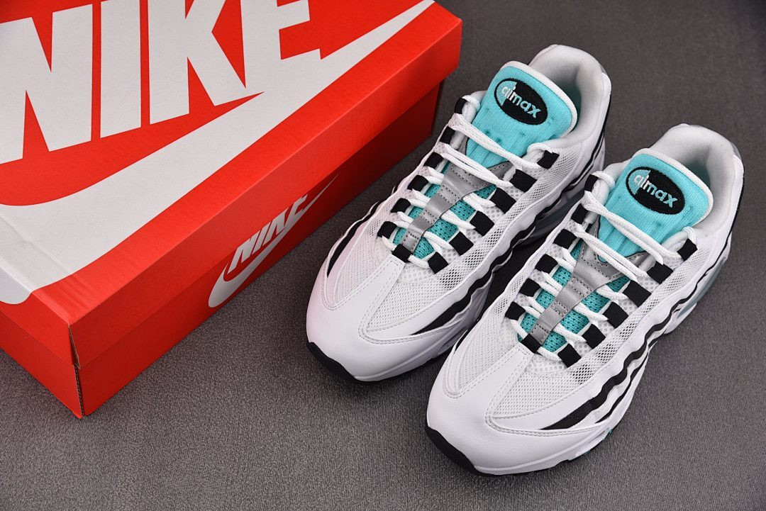 Nike Air Max 95 OG “Black Border” IM7409-100