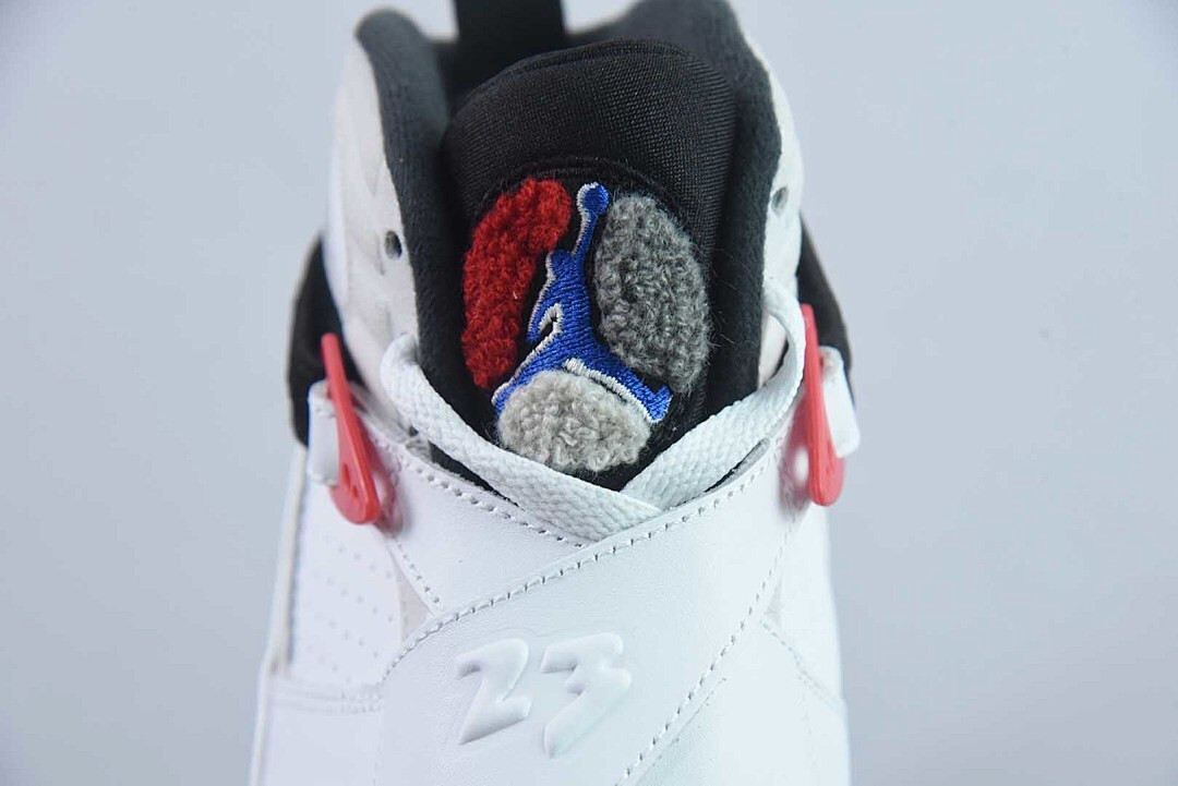 Air Jordan 8 