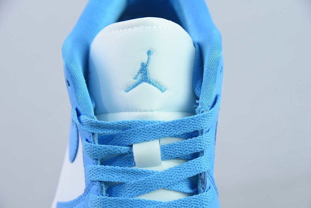 Air Jordan 1 Low Aquatone DC0774-104
