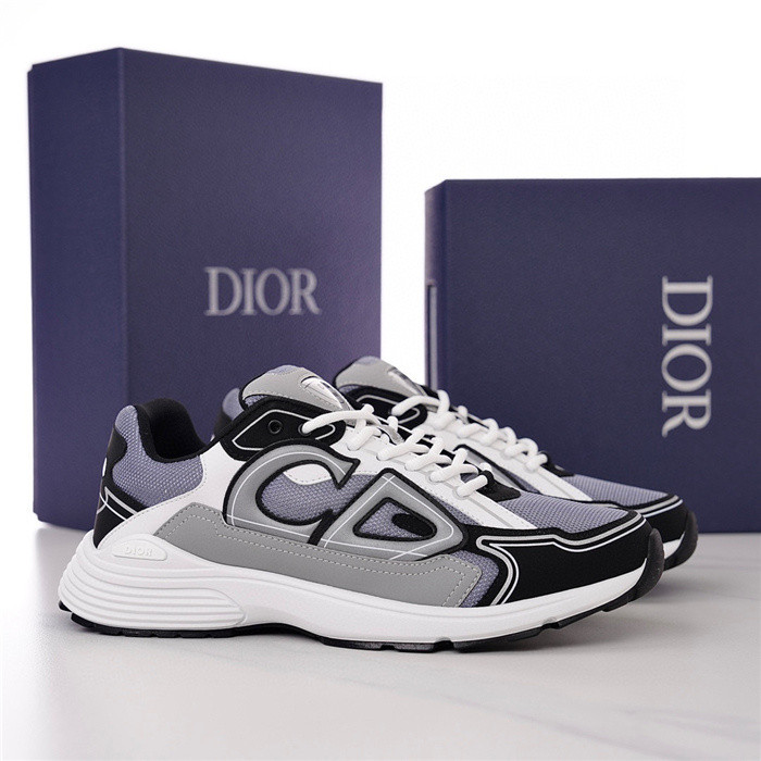 dio* sneaker