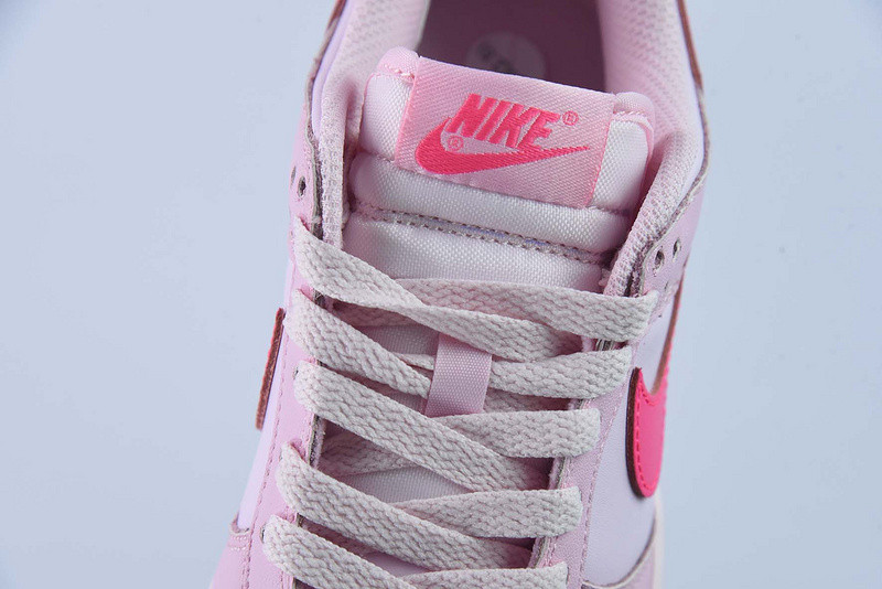 nike dunk low triple pink (gs) dh9765-600