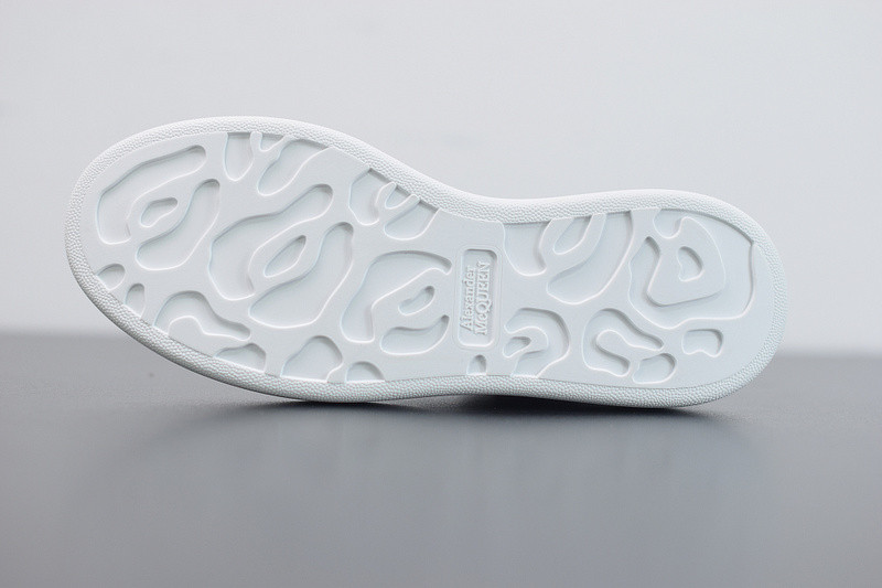 alexer mceen sneakers