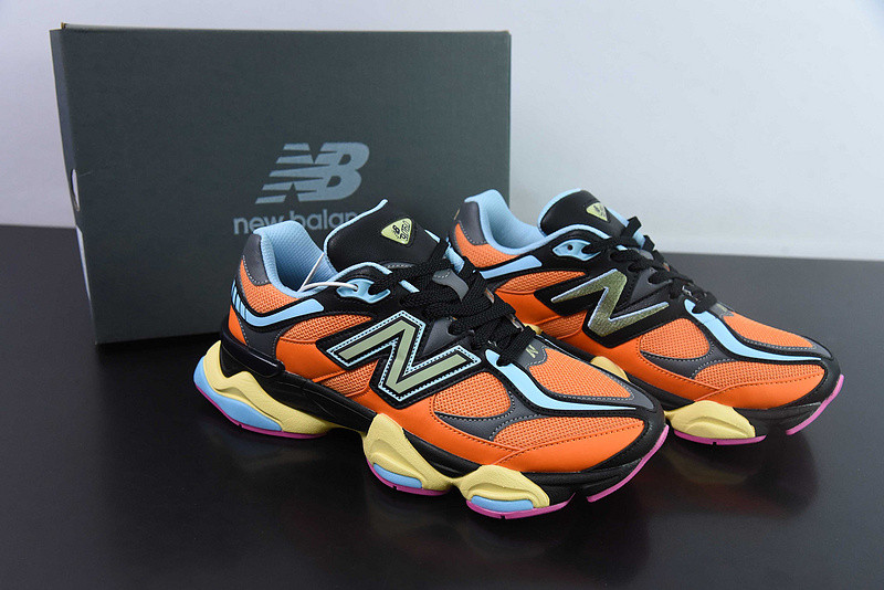 NEW BALANCE SNEAKER