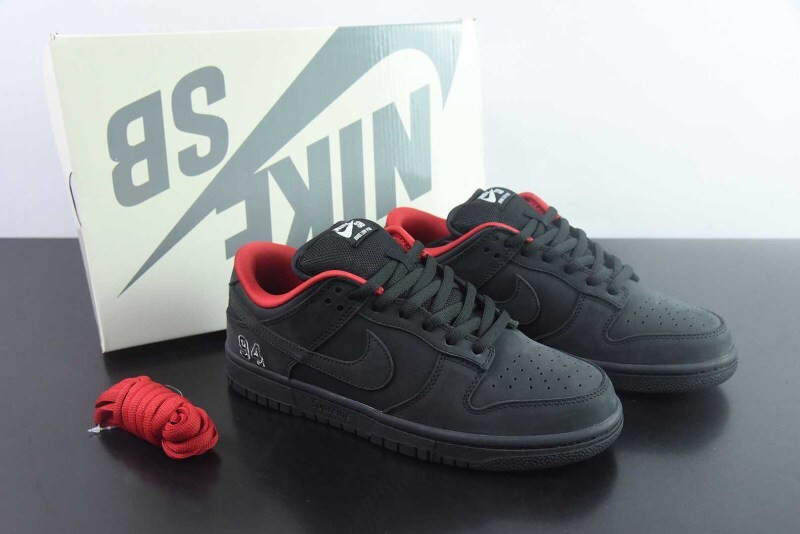 Svp*me x nike sb dunk low black hq8487-001