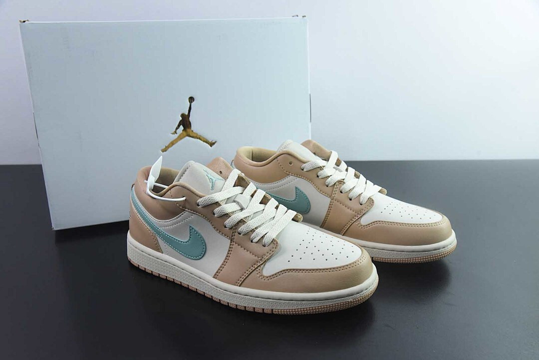 Air Jordan 1 Low Light Orewood Brown Hemp DC0774-130