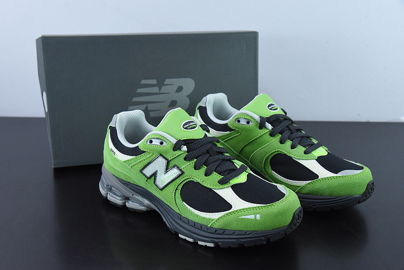 new balance sneaker
