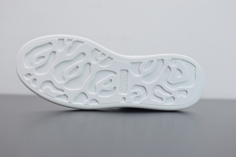 alexer mceen sneakers